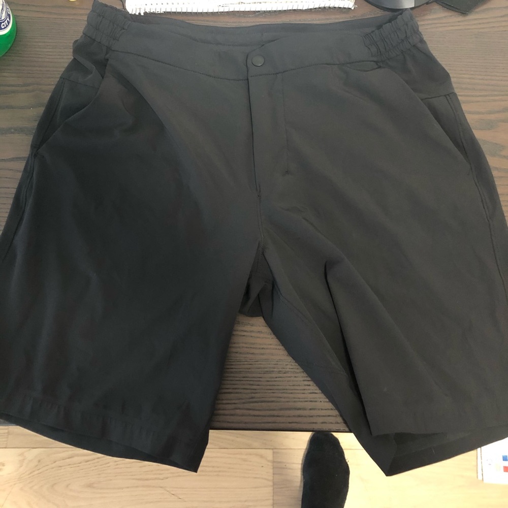Lululemon Black Shorts Size Medium Never Worn